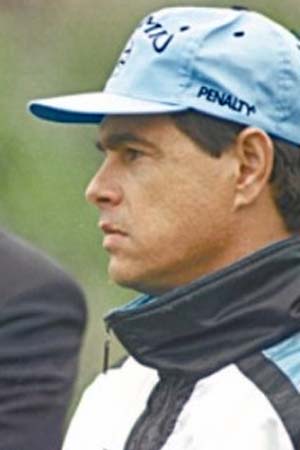 Arquivo:Edino Nazareth Filho Treinador.jpg