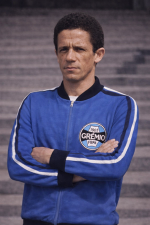 Arquivo:Leôncio Abel Alves Vieira Treinador.png