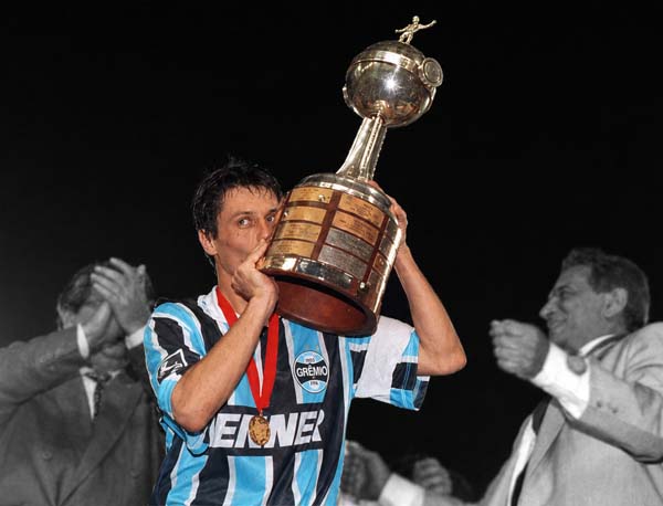 Arquivo:Adilson 1995.jpg