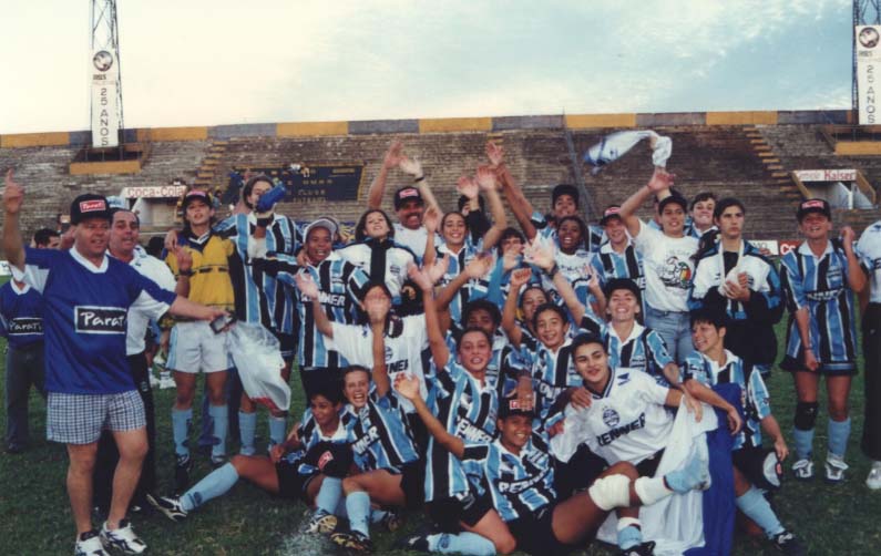 Arquivo:1998.03.29 - Pelotas 0 x 1 Grêmio (feminino).foto1.jpg