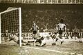 Grêmio 2 x 1 Peñarol - 28.07.1983 - Gol de César 1.jpg